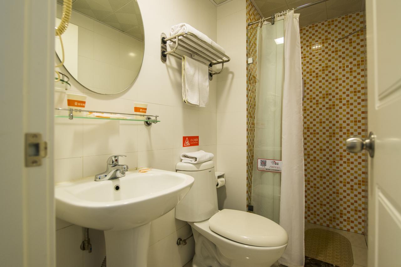 Home Inn Shanghai Hongqiao Terminal Jinshajiang Road Changfeng Экстерьер фото