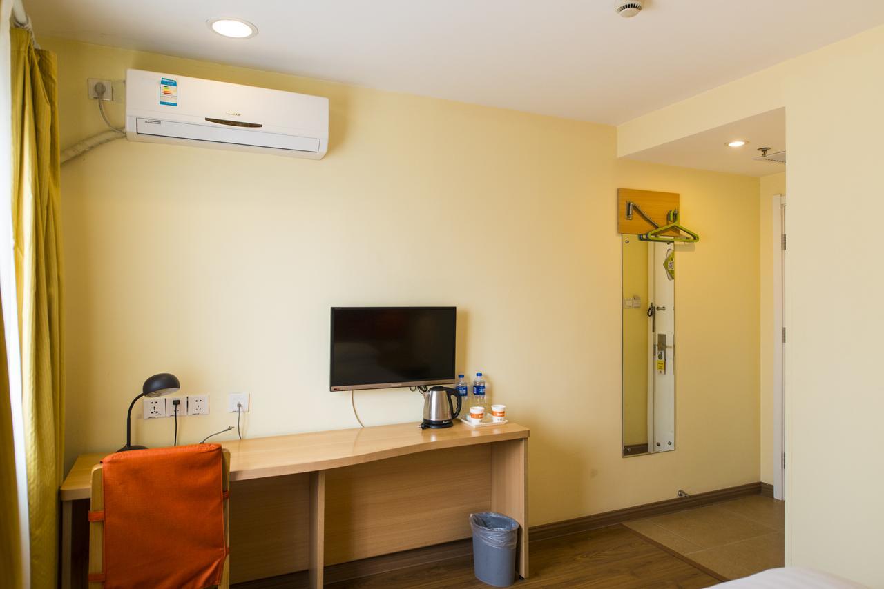 Home Inn Shanghai Hongqiao Terminal Jinshajiang Road Changfeng Экстерьер фото